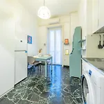 Moscova Garibaldi Elegante Bilocale, Wifi E Comfort 아파트 *