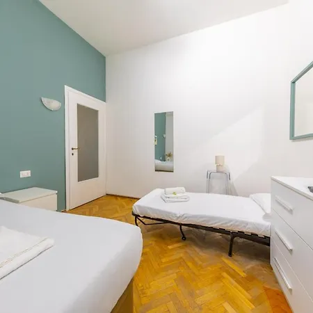 Moscova Garibaldi Elegante Bilocale, Wifi E Comfort Mailand